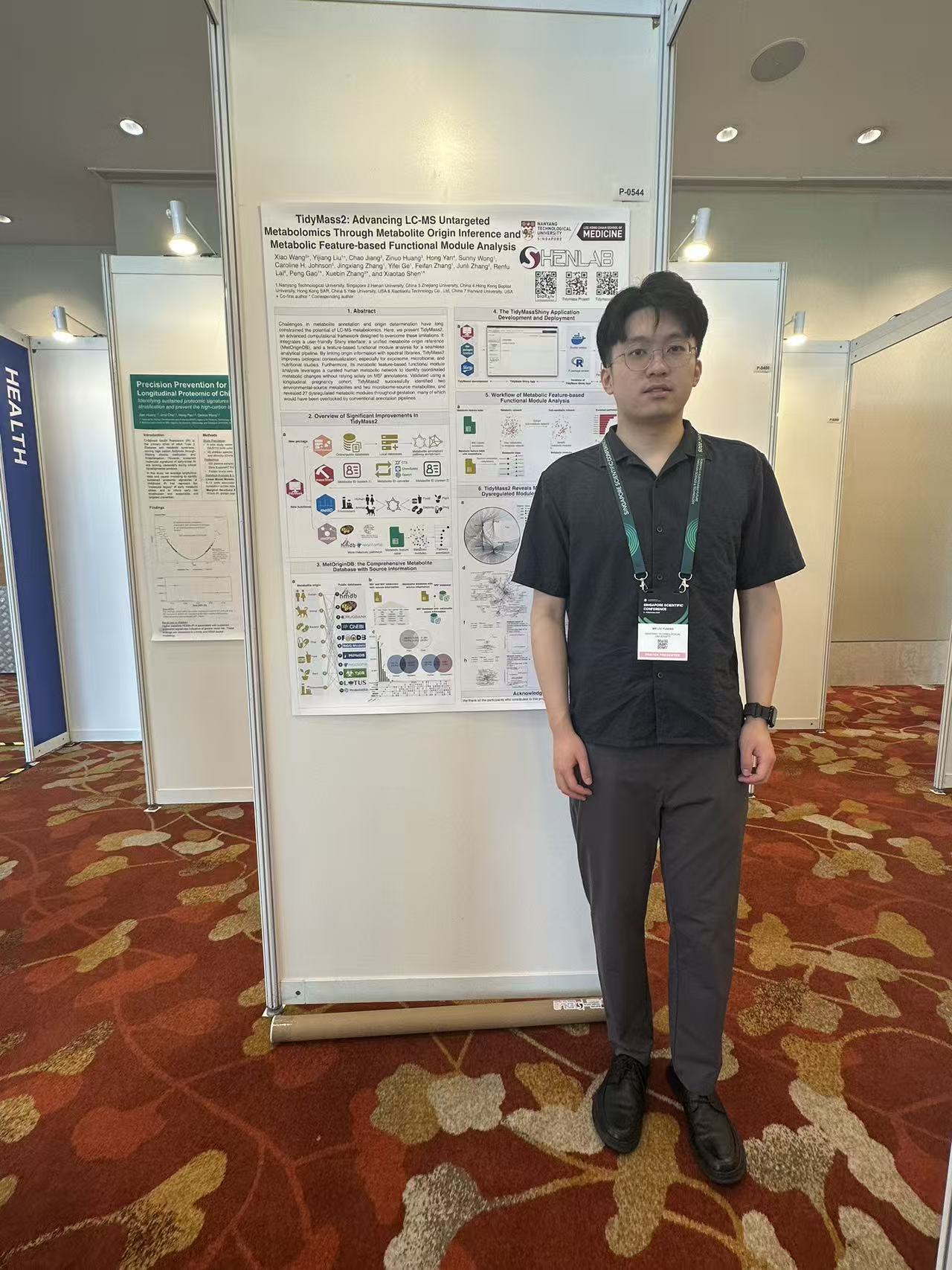 Yijiang LIU with his research poster